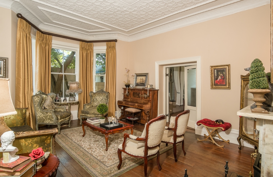 4 Bedroom Property for Sale in Claremont Western Cape